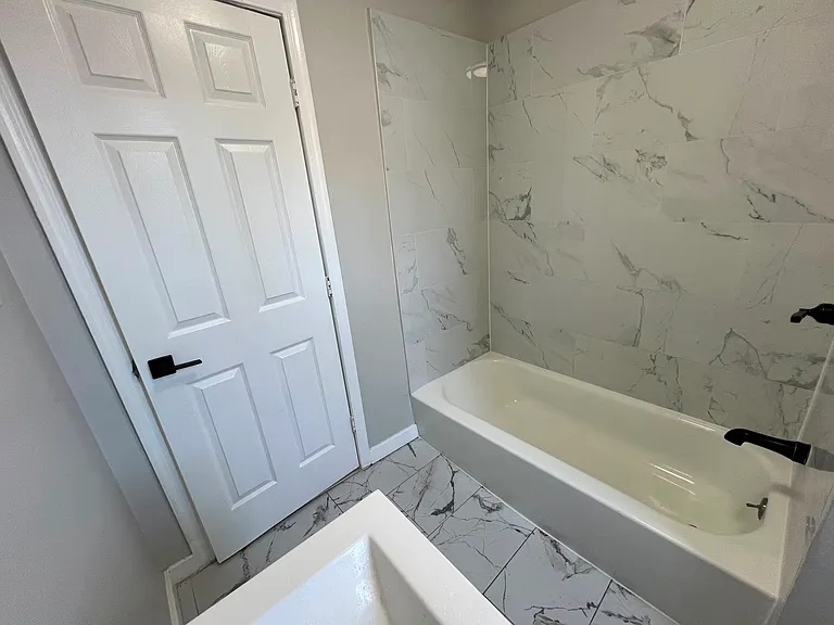 271 Summer St #3R — Photo 7