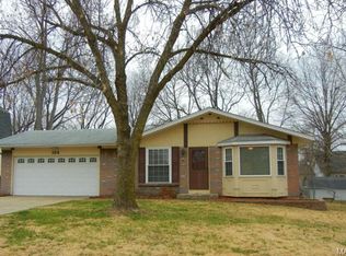 104 Julie Ln, Saint Peters, MO 63376