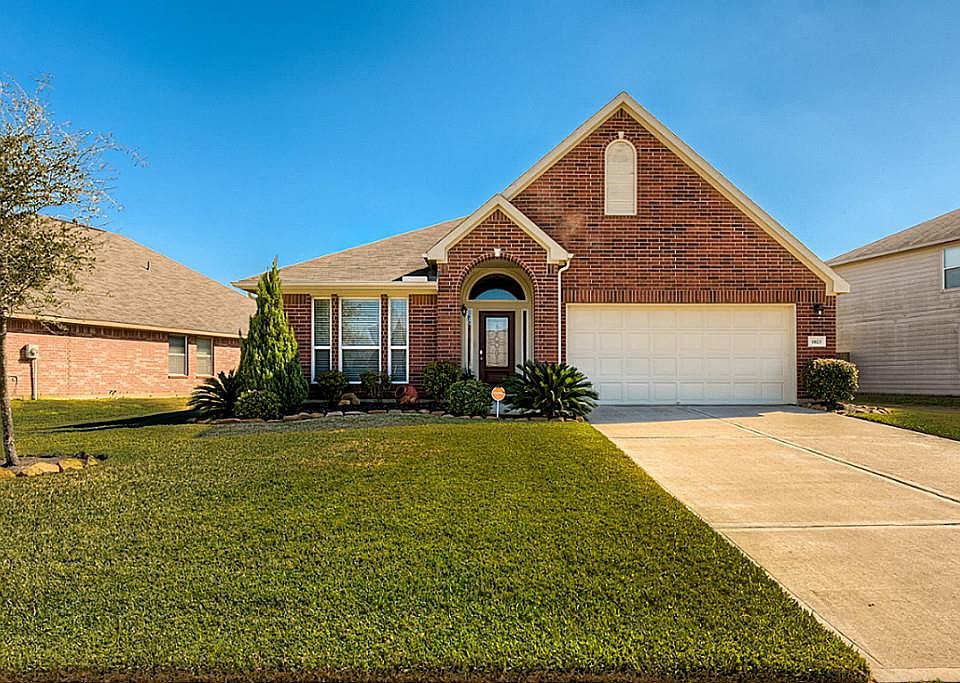 1st image of 1023 Hannah Falls Ln