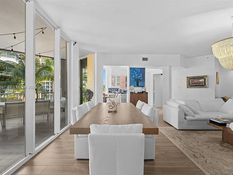 731 Crandon Blvd #308 — Photo 4