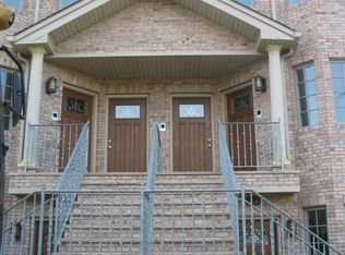 6616 70th St, Middle Village, NY 11379