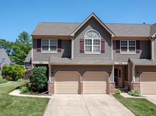 257 Dunridge Cir, Dundee, IL 60118