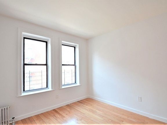 2nd image of 2710 Morris Ave #J3
