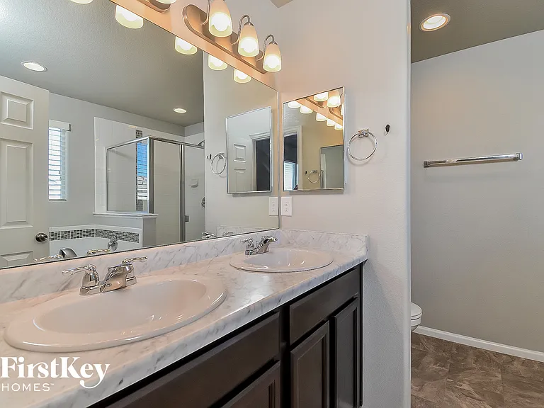 6192 Decker Dr — Photo 10