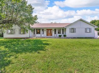 5549 NE Shaffer Rd, Topeka, KS 66617