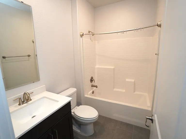 245 E Caldera St — Photo 9