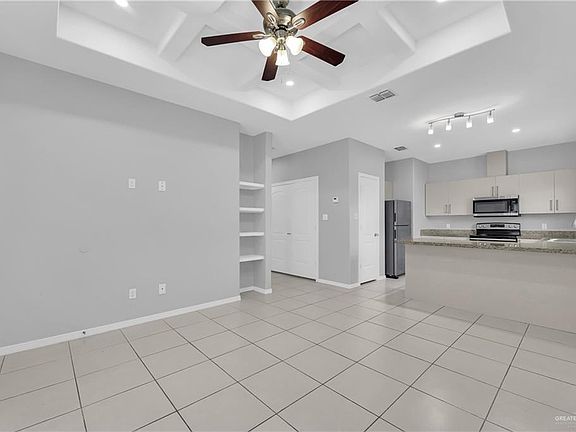 5th image of 3811 Paola St #1