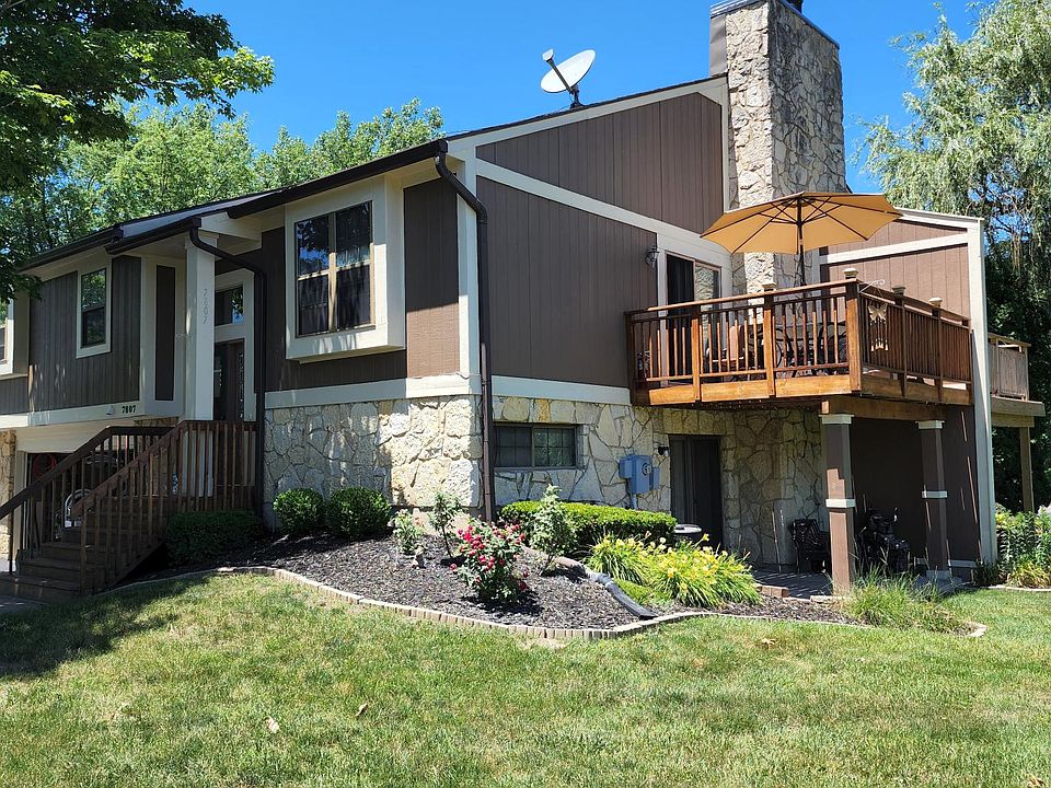 1st image of 7807 Port Cir