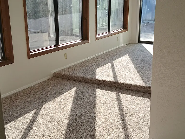 1075 S Linda Vista Dr — Photo 13