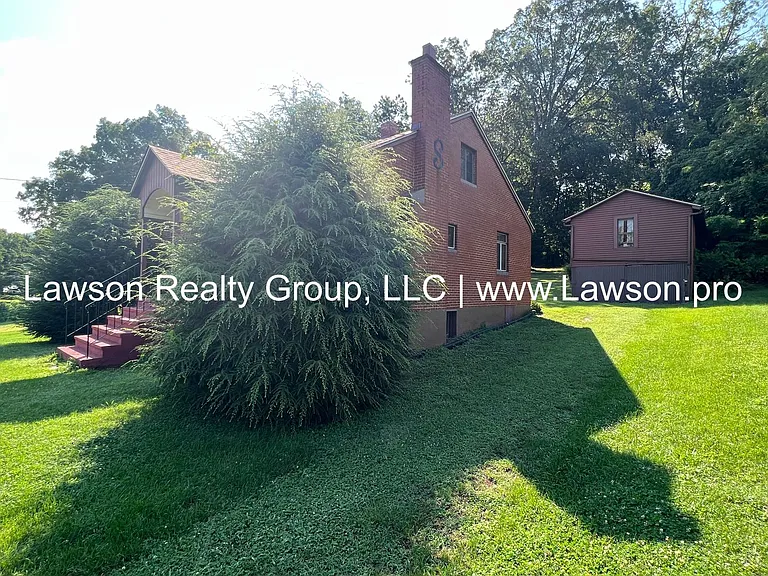 3119 King St NE — Photo 5