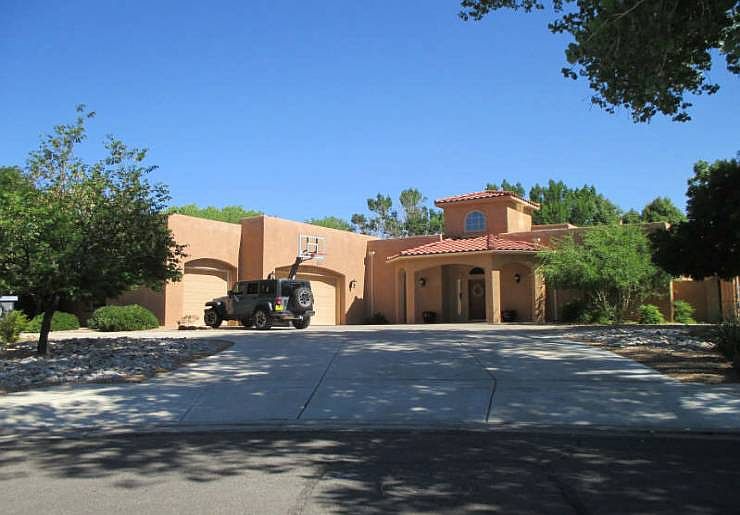 1st image of 5913 Camino Placido NE