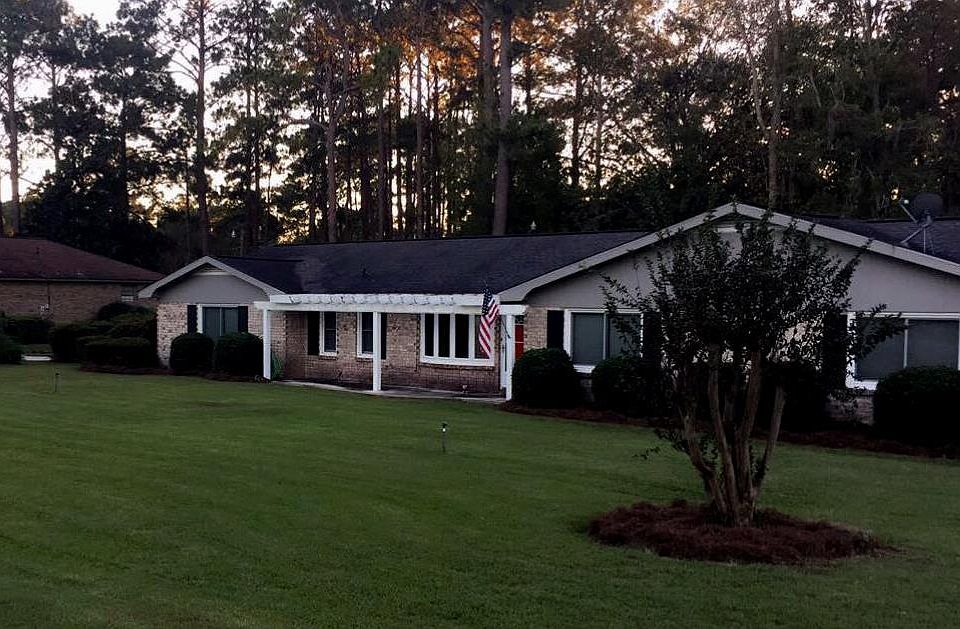 1st image of 901 Clyde Blvd