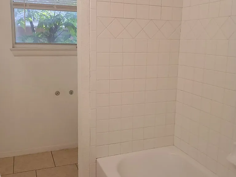 4918 Rockport Dr — Photo 11
