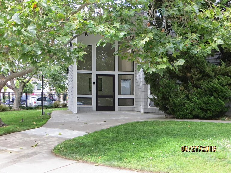 37 Emery Bay Dr — Photo 23