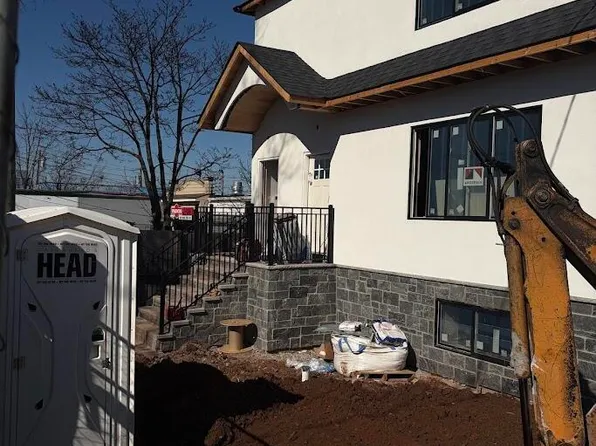 3307 Richmond Ave, Staten Island, NY 10312