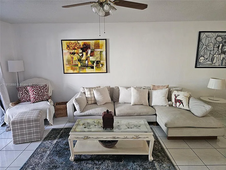 215 SE 3rd Ave #205A — Photo 11