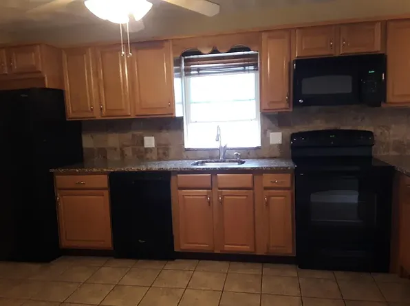 29 Hamilton St #1, Medford, MA 02155