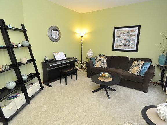 4th image of 6699 Park Mill Dr