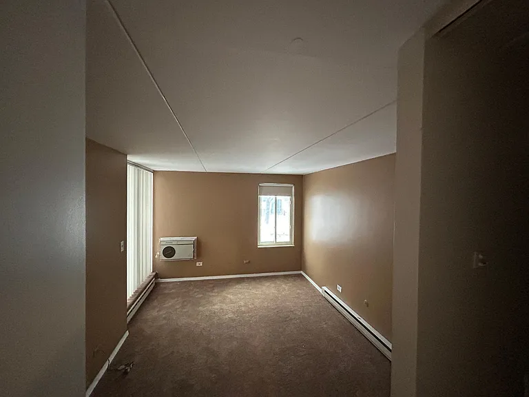 366 W Miner St #2A — Photo 12