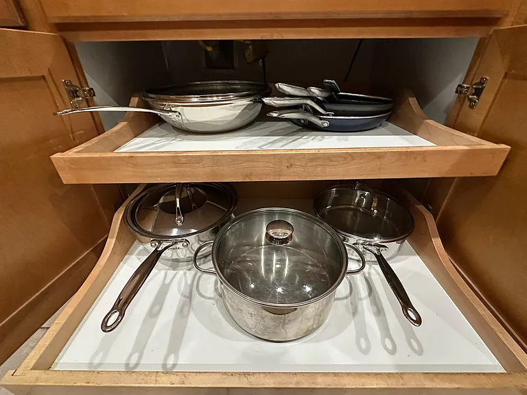 Kitchen cookware