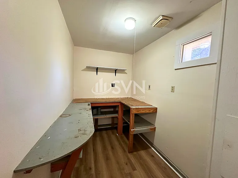 110 Windsor Dr — Photo 23