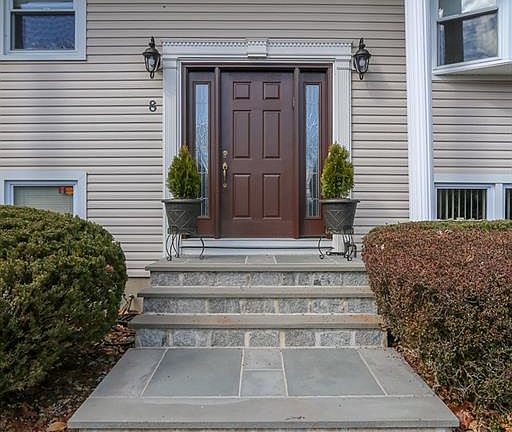 5th image of 8 Filmont Dr