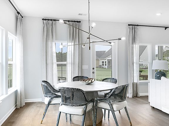 7th image of this home