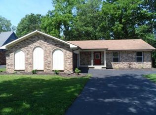 140 Appletree Row, Greenwood, IN 46142