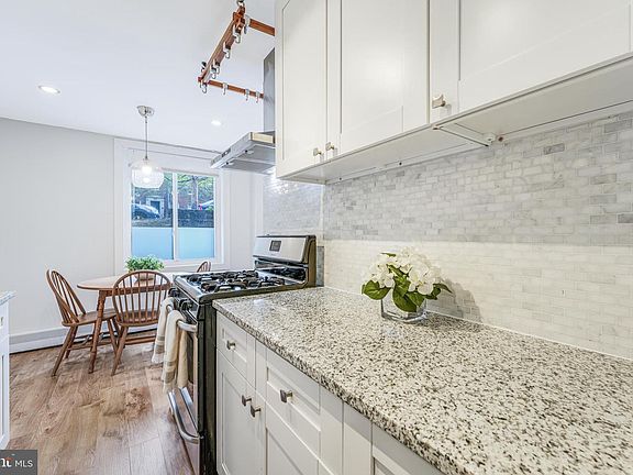 5th image of 3000 7th St NE APT 101