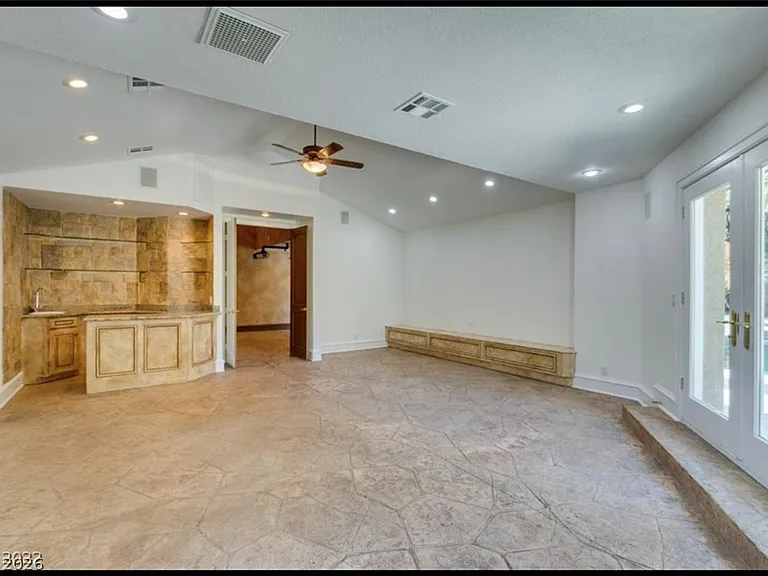 7258 Loma Alta Cir #0 — Photo 39