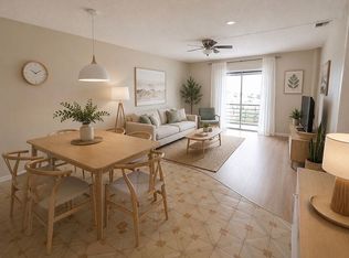 17001 NE 13th Ave APT 314, Miami, FL 33162
