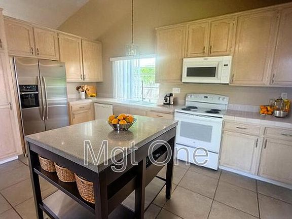 3rd image of 4259 Redstar Ct