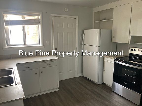 4th image of 3354 E Iona Rd