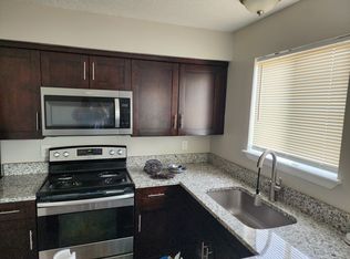 9520 4th Bay St APT 301, Norfolk, VA 23518