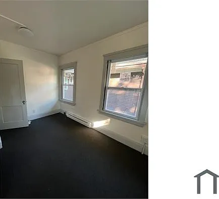 7 bed, 3300 sqft, $2,900 — Photo 3