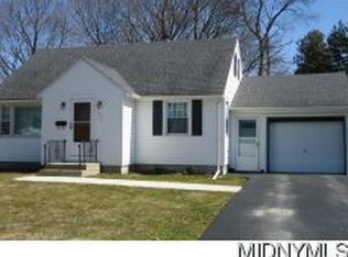 504 Melvin Rd, Utica, NY 13502