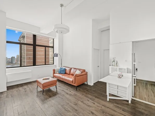 310 East 46th Street 19L image 3 of 11