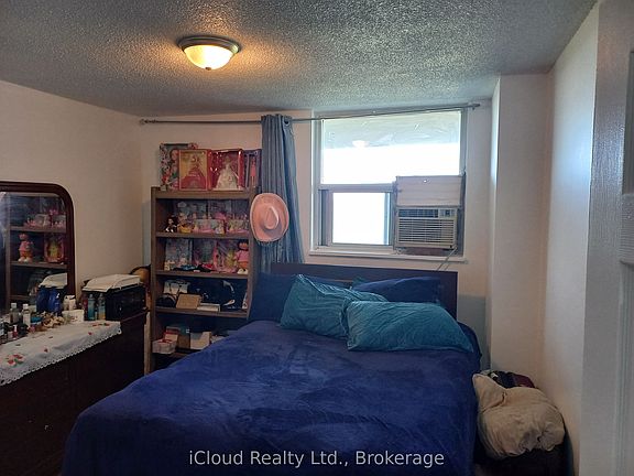 3rd image of 390 Dixon Rd #806