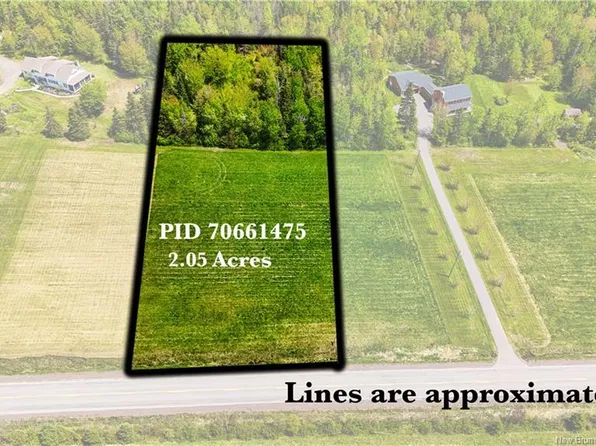 2 Crossman Hills Rd #20, Moncton, NB E1G 5K4
