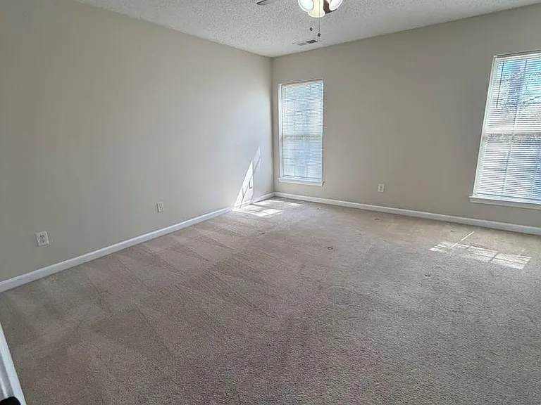 2924 Little Stream Ct — Photo 18
