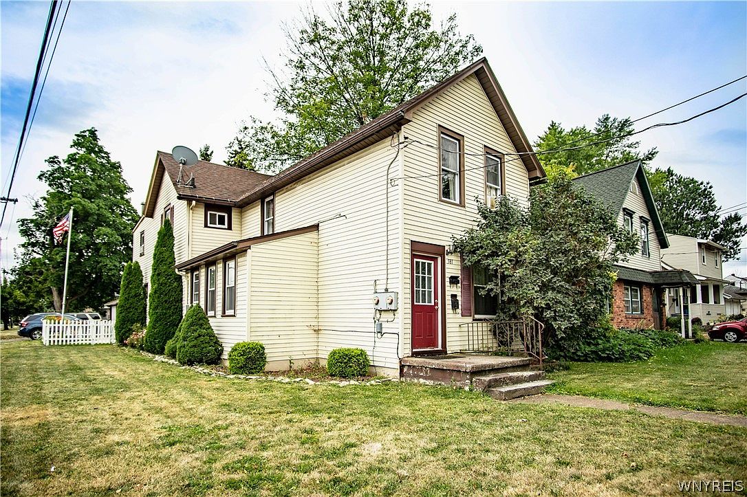 581 E Goundry St, North Tonawanda, NY 14120 Zillow