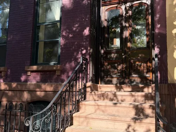 1918 5th Ave, Troy, NY 12180