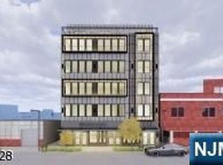 698 S 14th St, Newark, NJ 07103