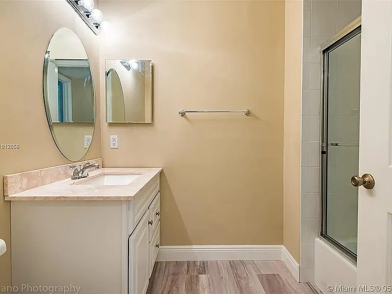 7551 Old Thyme Ct — Photo 13