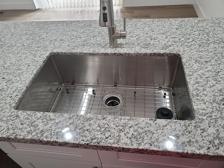 450 E 3 N — Photo 12
