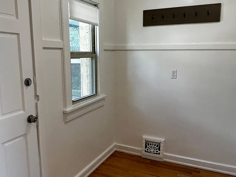 1002 Galloway Dr — Photo 9