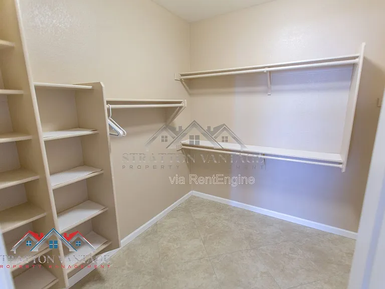 6152 W Irma Ln — Photo 36