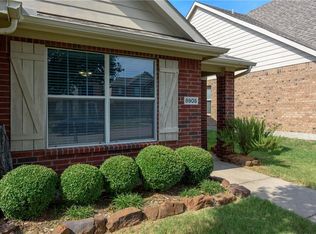 8905 Eastwood Ave, Aubrey, TX 76227