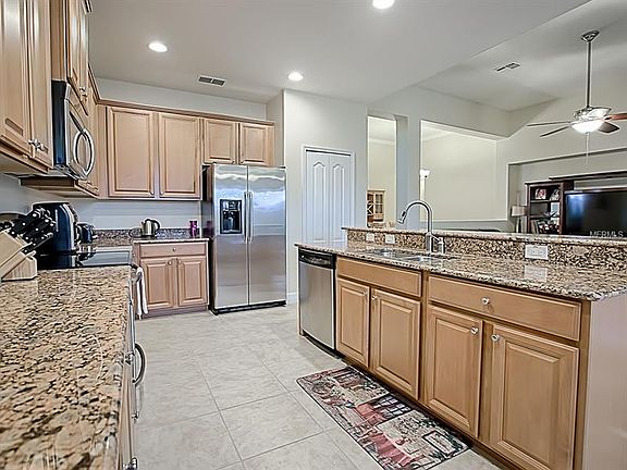2nd image of 3273 Saloman Ln