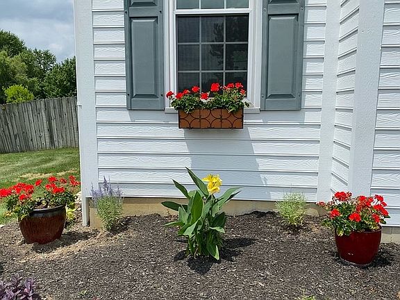 4th image of 6496 Highlands Ct